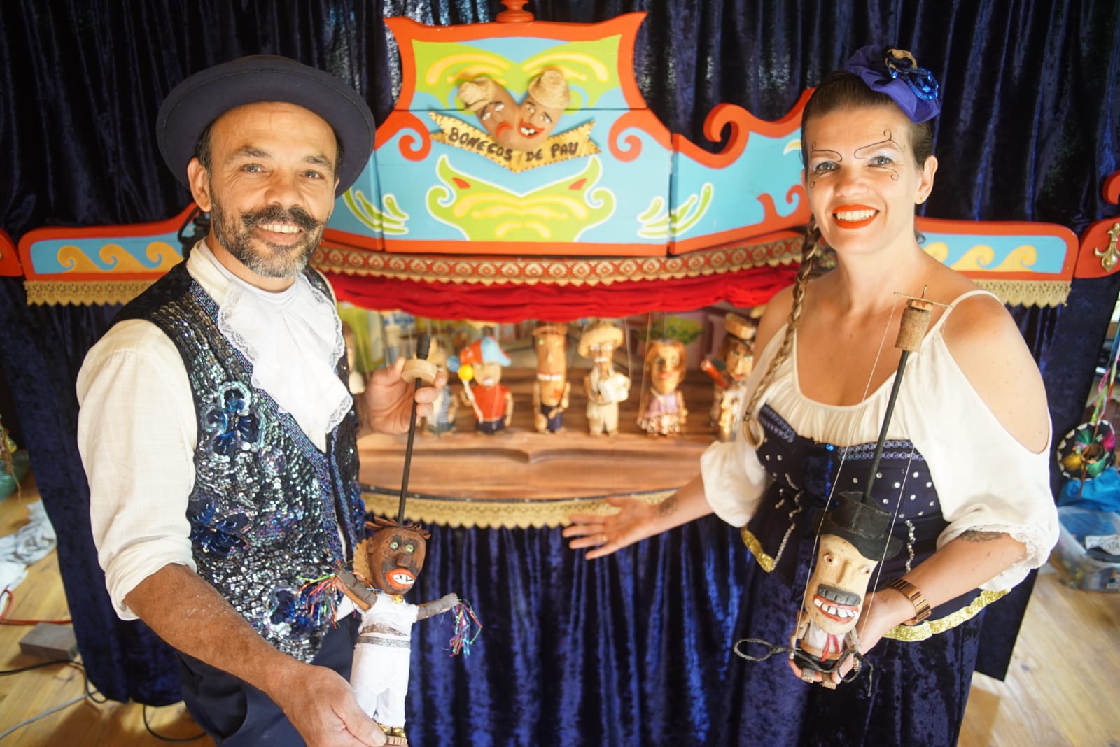 Espetáculo Bonecos de Pau